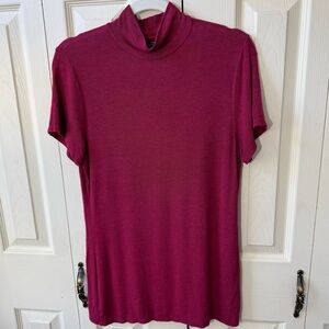 Made by Johnny Mock Neck Short Sleeve Top Womens Size Large Burgundy Red Wine